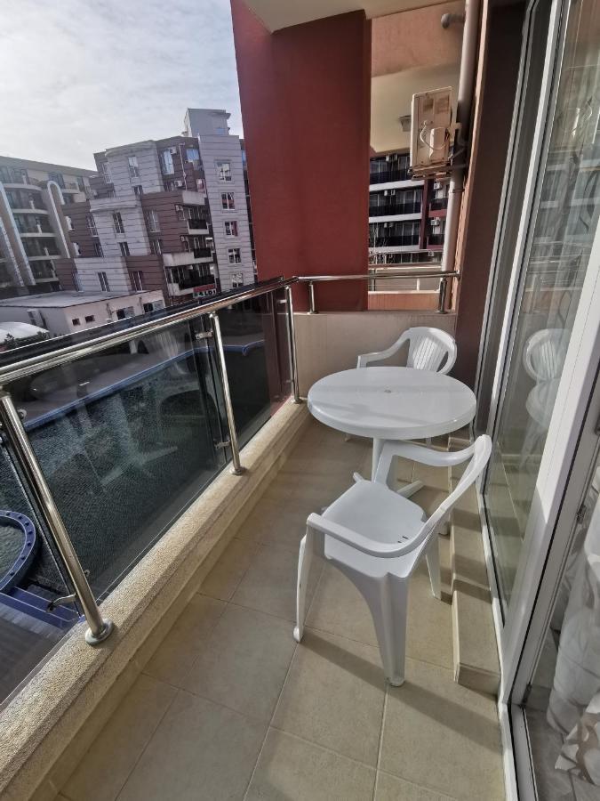 Admiral Plaza Sunrise Apartments C13 Pantai Sunny Bagian luar foto